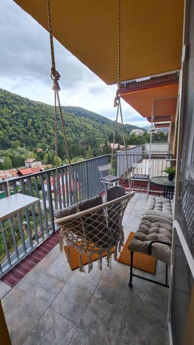 Apartament Vis De Sinaia ! Екстер'єр фото