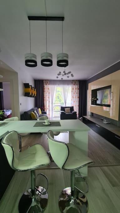 Apartament Vis De Sinaia ! Екстер'єр фото
